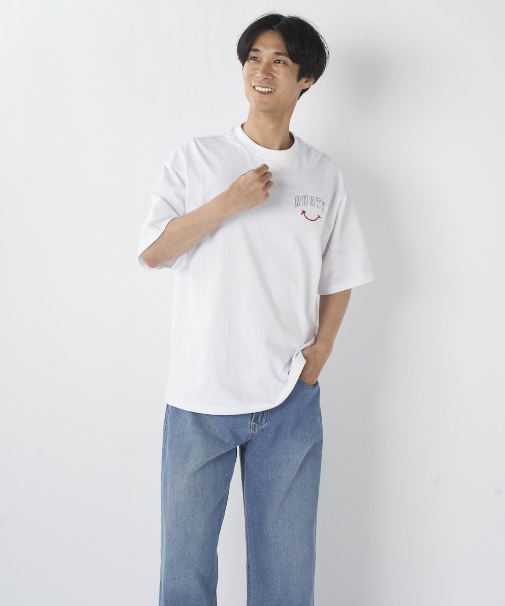 RUSTYメンズ ニコちゃん バックロゴ相良刺繍グラフィックTシャツ